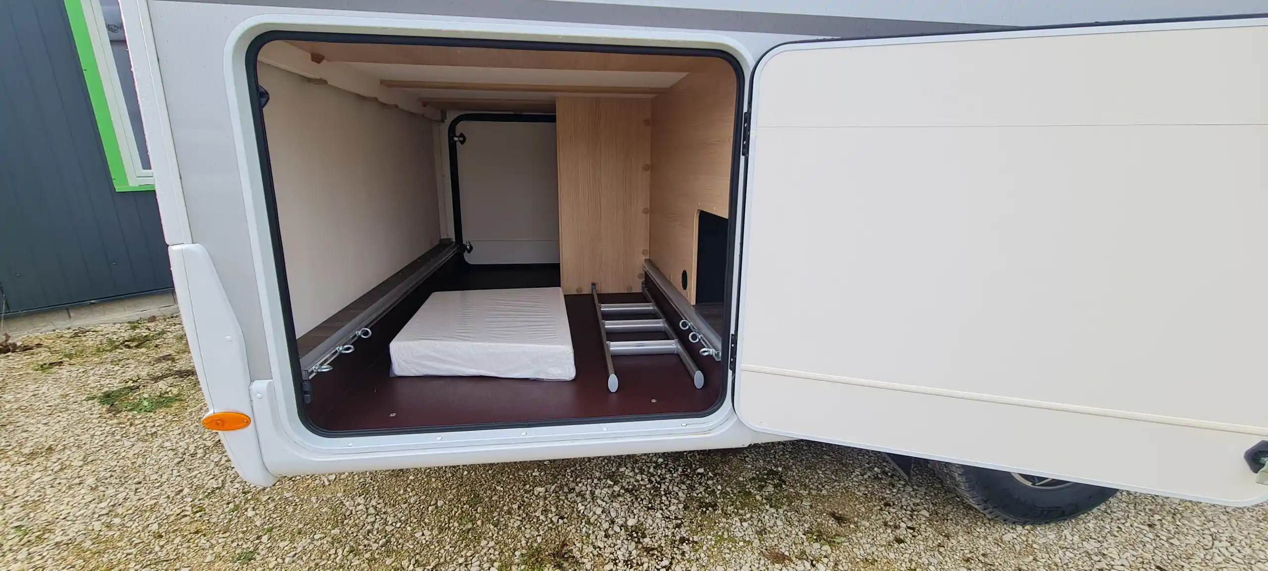 Image Sunlight I 69 L Adventure edition