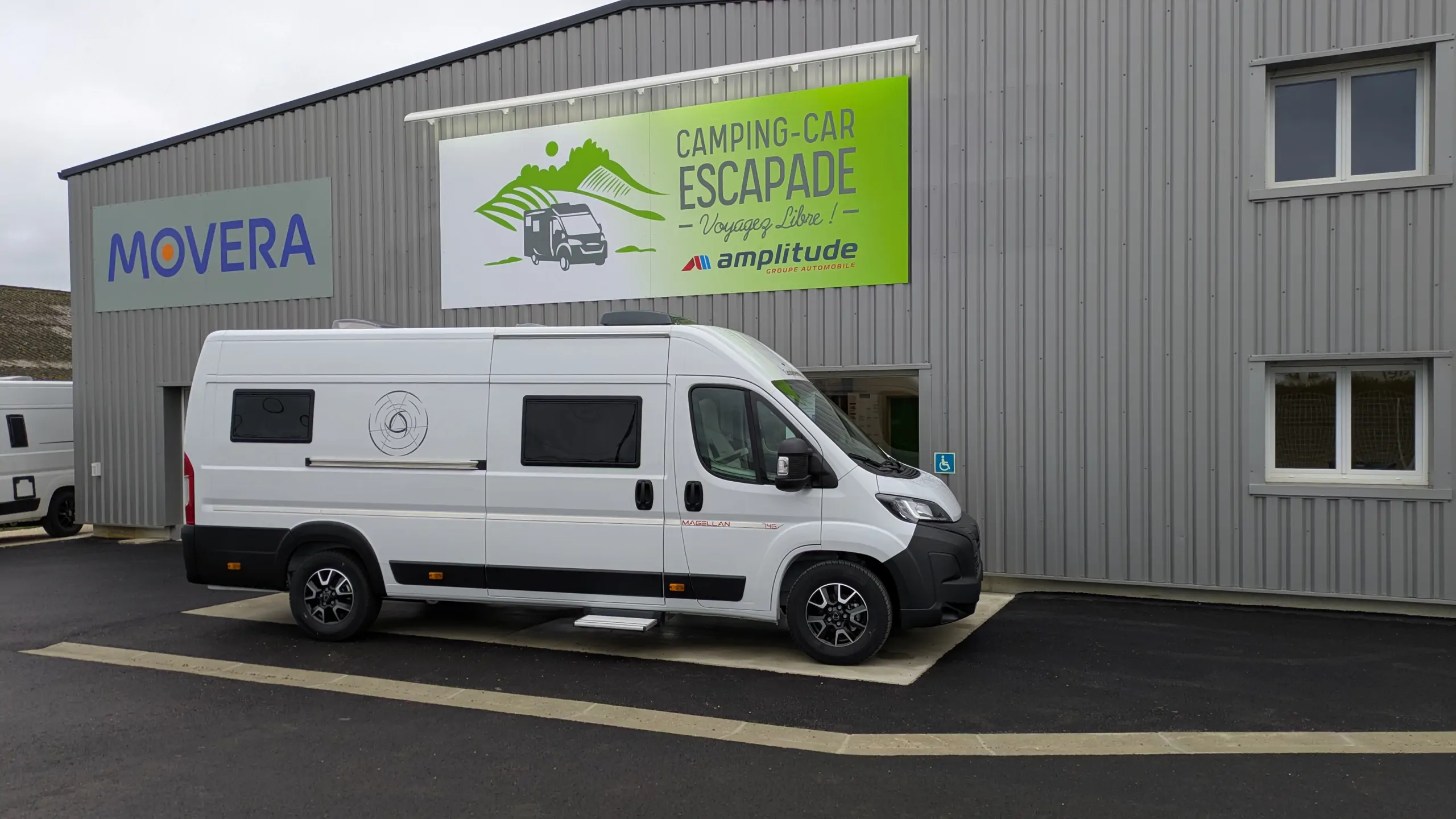 Photo CAMPEREVE Magellan 746