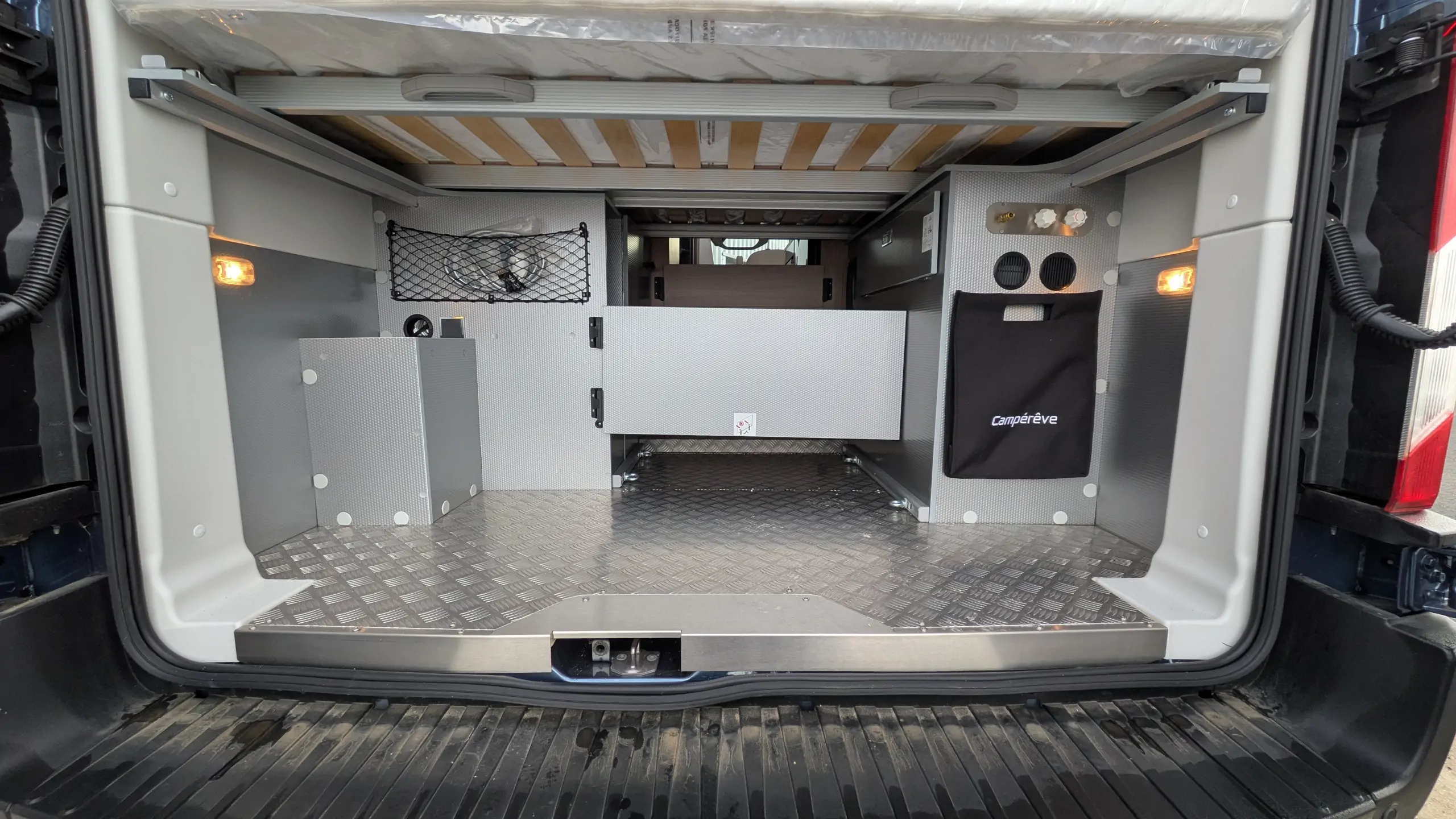 Image CAMPEREVE Miramar 61 Trail 