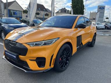 Voir le détail de l'offre de cette FORD Mustang Mach-E Extended Range 99kWh 487ch GT AWD de 2022 en vente à partir de 557.68 €  / mois