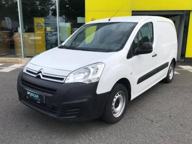 Voir le détail de l'offre de cette CITROEN Berlingo M 1.6 VTi 95 Club 3 Places de 2018 en vente à partir de 191.29 €  / mois