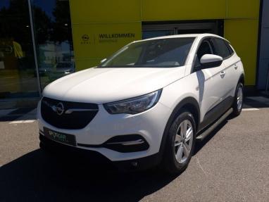 Voir le détail de l'offre de cette OPEL Grandland X 1.2 Turbo 130ch ECOTEC Edition de 2018 en vente à partir de 209.41 €  / mois