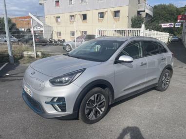 Voir le détail de l'offre de cette KIA e-Niro Premium 204ch de 2020 en vente à partir de 236.41 €  / mois