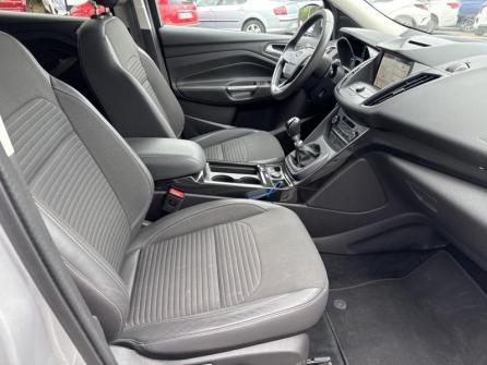 FORD Kuga 2.0 TDCi 120ch Stop&Start Titanium 4x2 Euro6.2 à vendre à Nevers - Image n°11