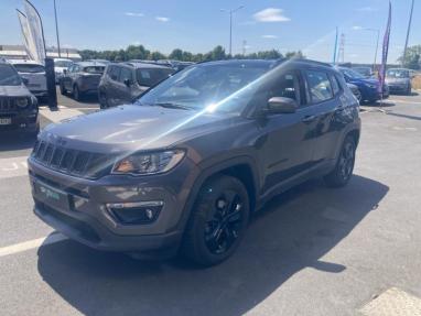 Voir le détail de l'offre de cette JEEP Compass 1.6 MultiJet II 120ch Brooklyn Edition 4x2 117g de 2018 en vente à partir de 15 599 €