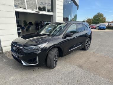 Voir le détail de l'offre de cette FORD Kuga 2.5 Duratec 180 ch Hybrid FlexiFuel (FHEV E85) Powershift 5p ST LINE X de 2025 en vente à partir de 43 530 € 